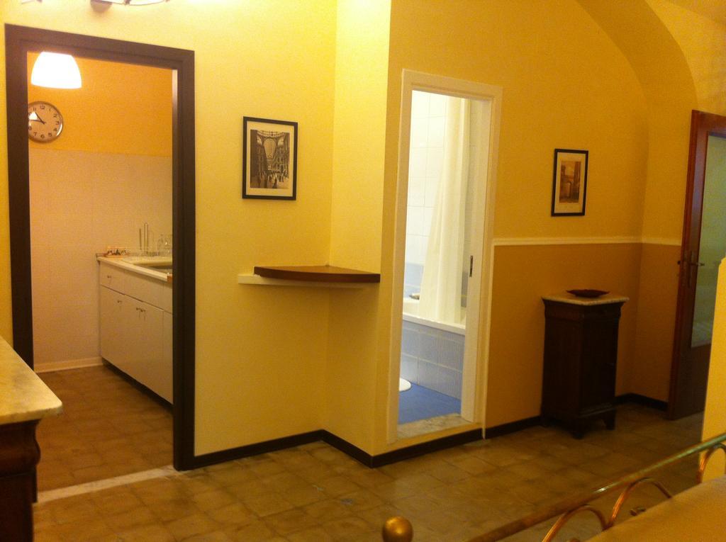 Casa Vacanze Amedeo Napoli Exterior foto